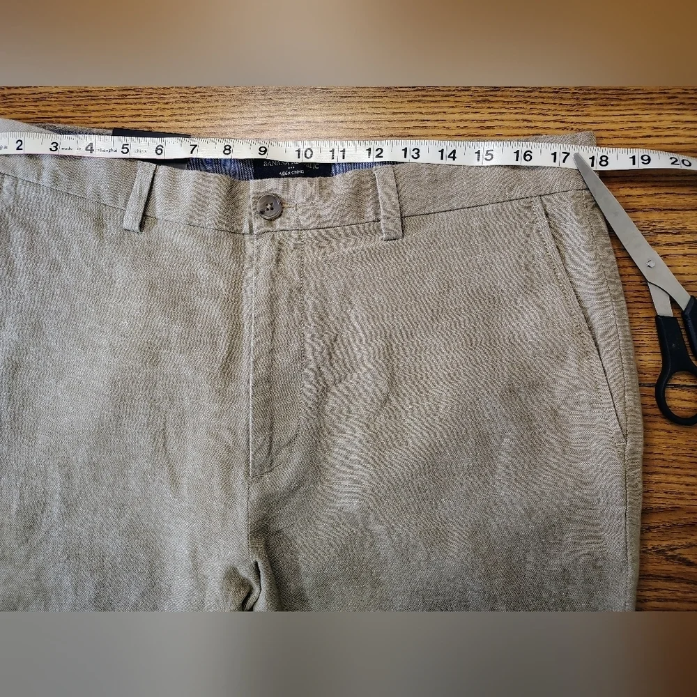 Banana Republic Men's Aiden Chino Slim Leg Linen High Rise Pants sz 34x30, Tan.